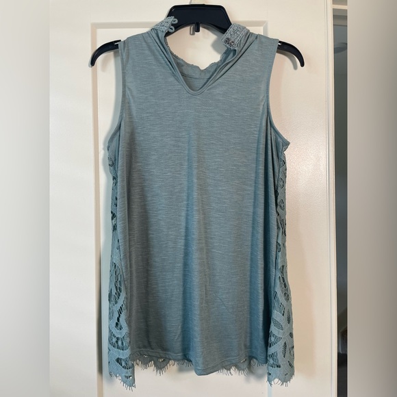 Rewind Summer Top Size Medium - Picture 8 of 10